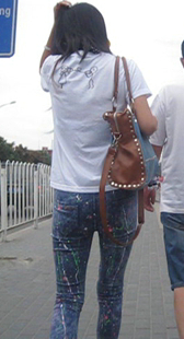 街拍包臀紧裤小妹视频