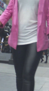 性感皮裤小靓妇