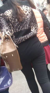 高挑打底黑紧臀