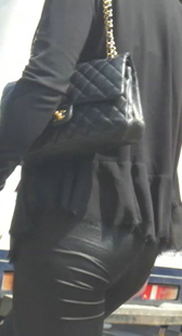 跟拍皮裤小圆臀