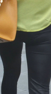 紧身皮裤身材好