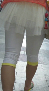 七分白裤成熟少妇