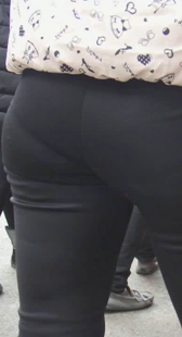 重口味黑裤大妈