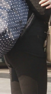 高跟翘臀成熟少妇