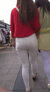 极品超翘苹果臀美少妇走路超会扭动第三季