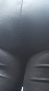 超重口味黑裤大屁股
