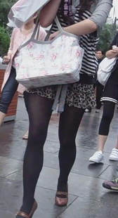 好清凉的少妇呀