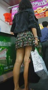 清凉性感短裙美女