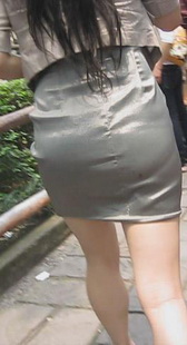 跟拍成熟少妇大屁股