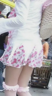 近距离跟拍制服少妇