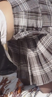 贴身拍摄白丝美腿