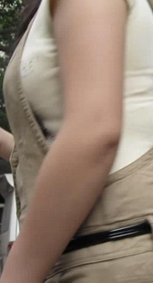 街拍小丰满小少妇