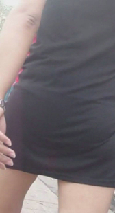 跟拍紧身黑裙少妇