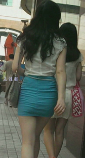 跟拍极品少妇超短裙清楚内痕