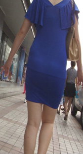跟拍蓝裙小少妇