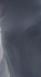 街拍性感黑裙超紧清楚内痕