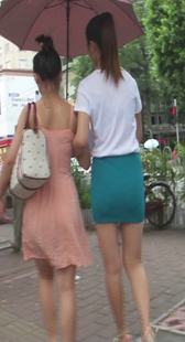 街拍性感紧身大屁股内痕清晰