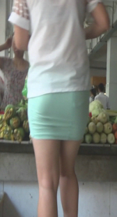 买菜也能遇到极品少妇