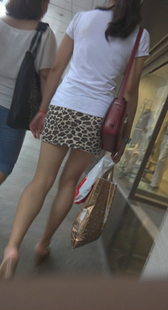 豹纹短裙性感高跟长腿