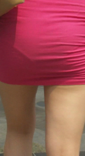 红裙包臀少妇内痕紧