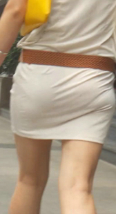 白裙包臀清晰内痕