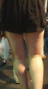 街拍包臀长腿少妇