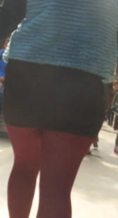 性感包臀红丝少妇