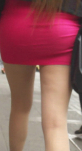 高挑肉丝红裙少妇