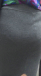 呢绒包臀小少妇