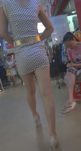 性感包臀高跟少妇