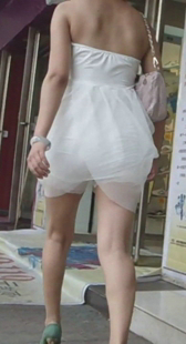 性感暴露成熟少妇