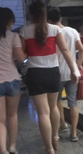 这姐妹真是丰满