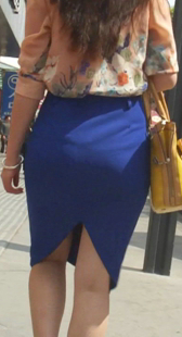 细腰分叉宽臀少妇