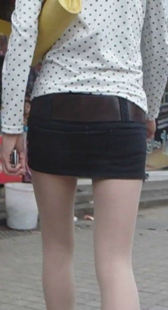 长腿肉丝包臀少妇