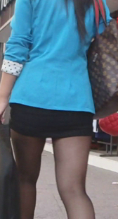 超短裙翘臀美腿