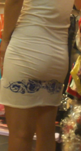 白裙少妇清晰内痕