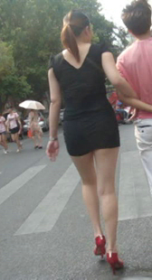 红高跟美腿成熟少妇