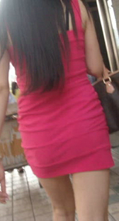 跟拍长腿红裙小少妇