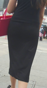 贴身长裙紧身少妇