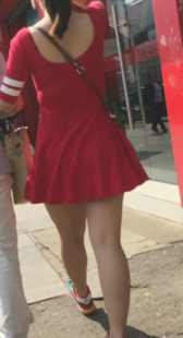 红裙少妇屁股真是大