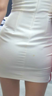 性感大屁股白裙宽臀少妇