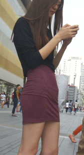 高挑性感短裙小少妇