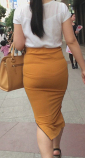 性感黄裙大屁股OL