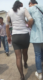 性感黑丝包臀成熟小少妇