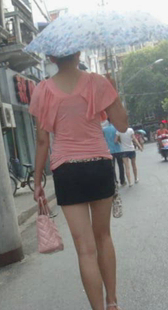 黑丝长腿包臀短裙