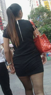 黑丝大屁股成熟少妇