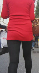 跟拍包臀红裙小少妇