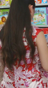 超市旗袍美少妇