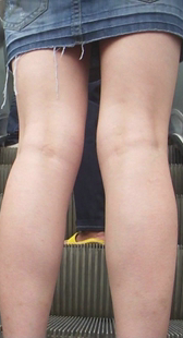 性感细高跟美腿上电梯