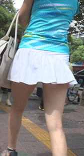 白蓬蓬裙真性感呀